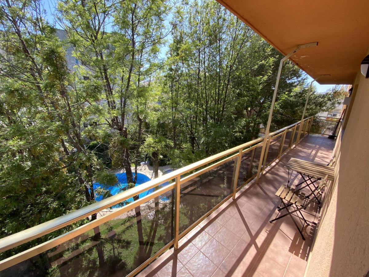 For A Stay Costa Brava Salou Bagian luar foto
